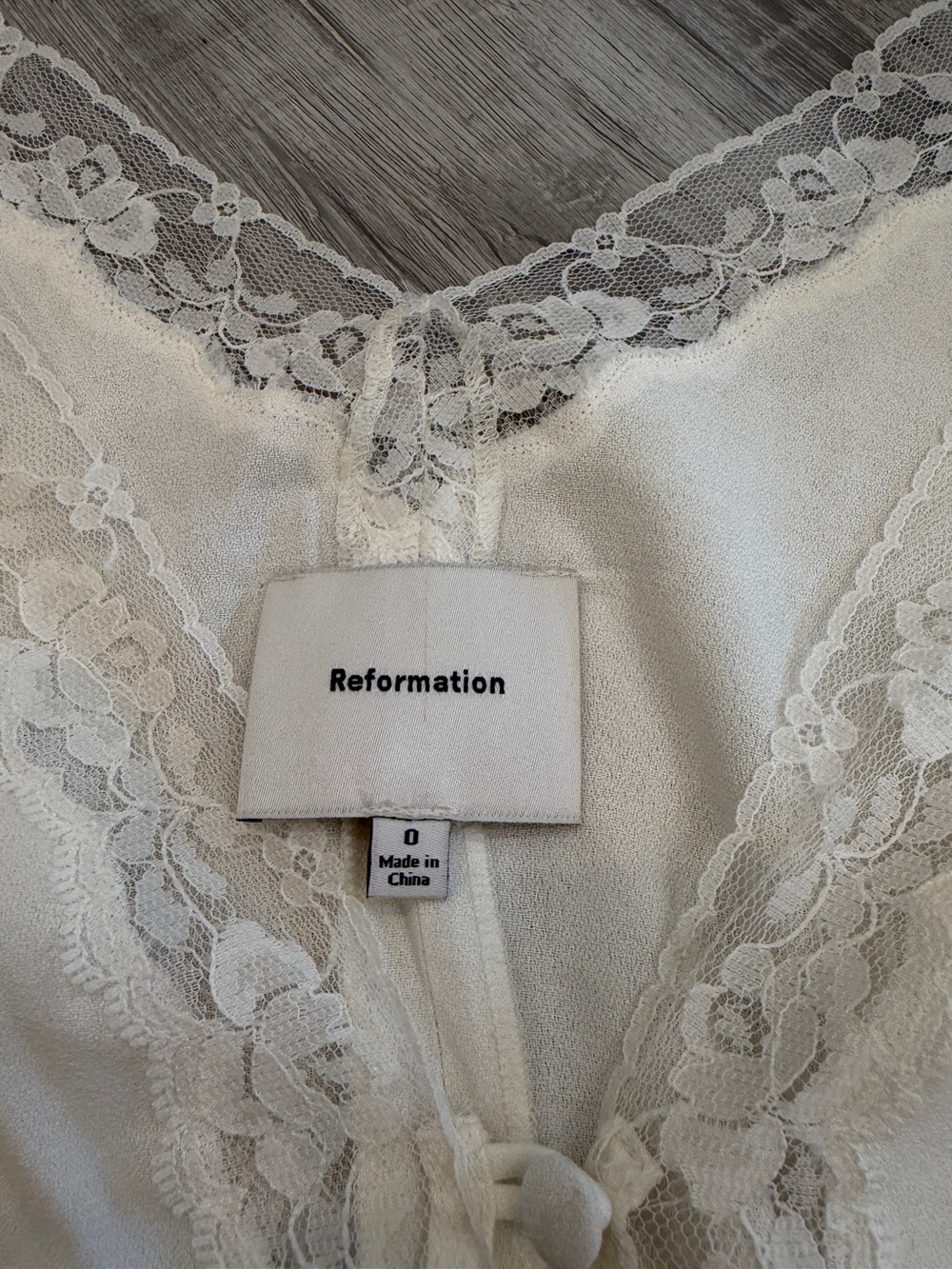 Reformation Ivory Lace-Trim V-Neck Cami - Picture 2 of 3